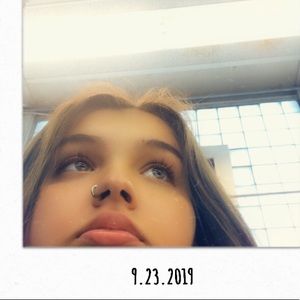 Meet your Posher, Lena